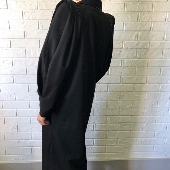 Absolutely gorgeous 80s Avant Garde Wool Coat - Picture 2 of 15